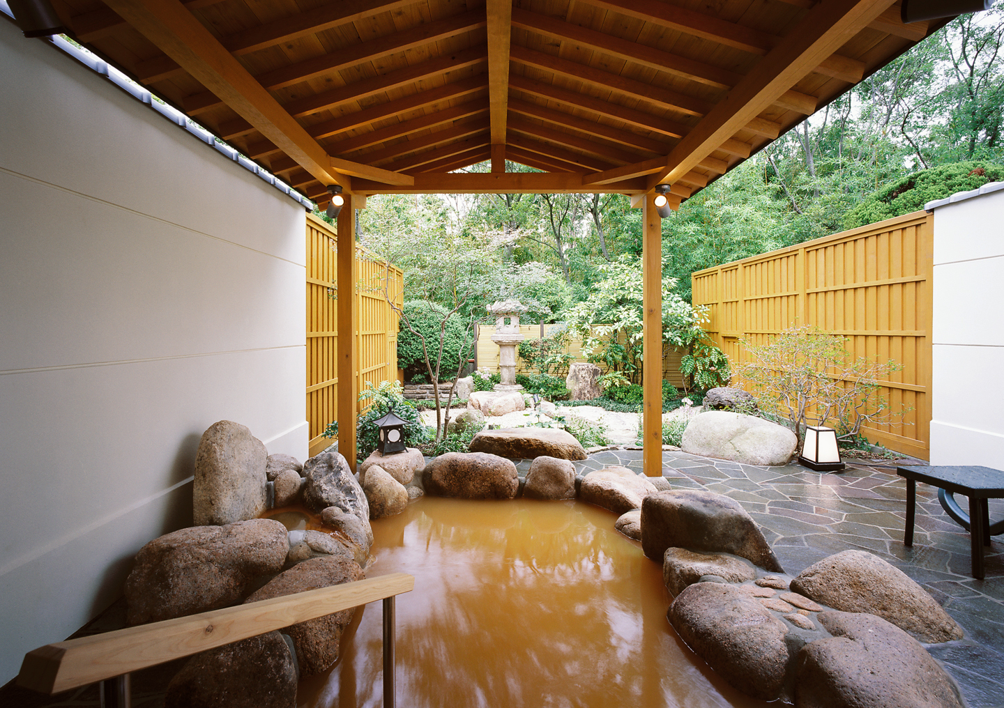 Private open-air bath 'Asagiri' at Hyoe Koyokaku in Arima Onsen